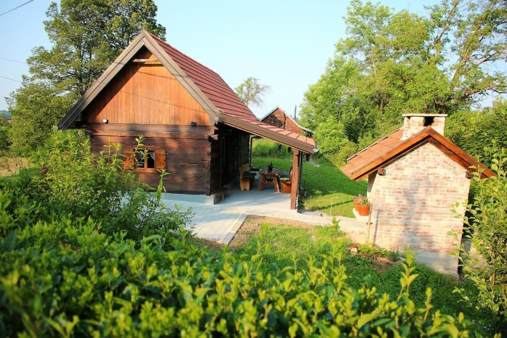 Holiday Home The Hive 슬루니 외부 사진