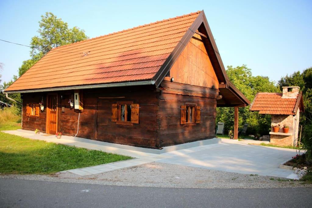 Holiday Home The Hive 슬루니 외부 사진