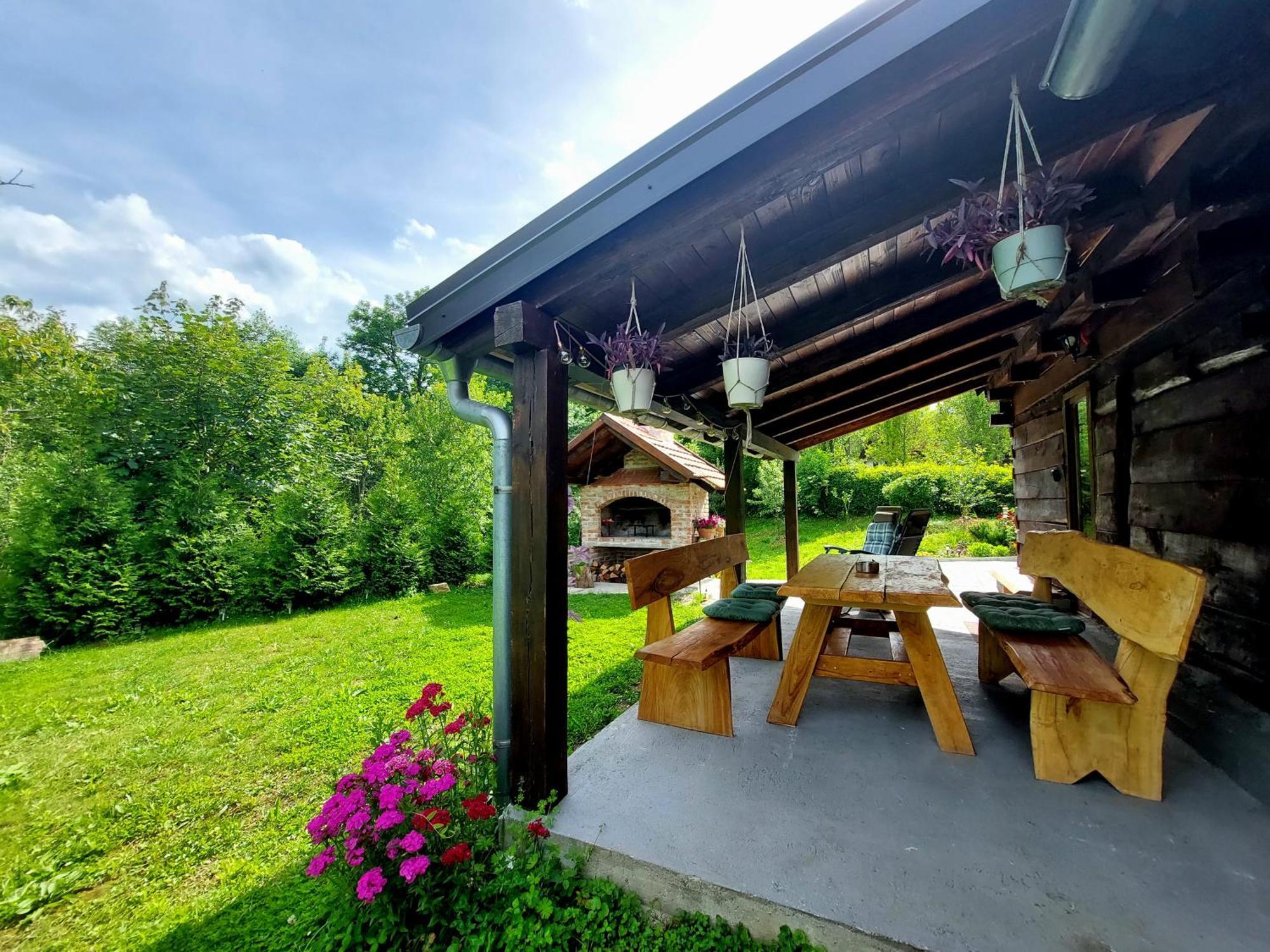 Holiday Home The Hive 슬루니 외부 사진